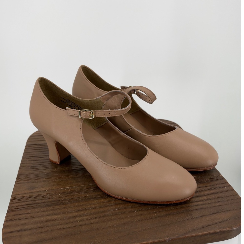 Capezio 653 Manhattan Character Dance Shoes Tan Leather Mary Jane Heel 10.5M NIB